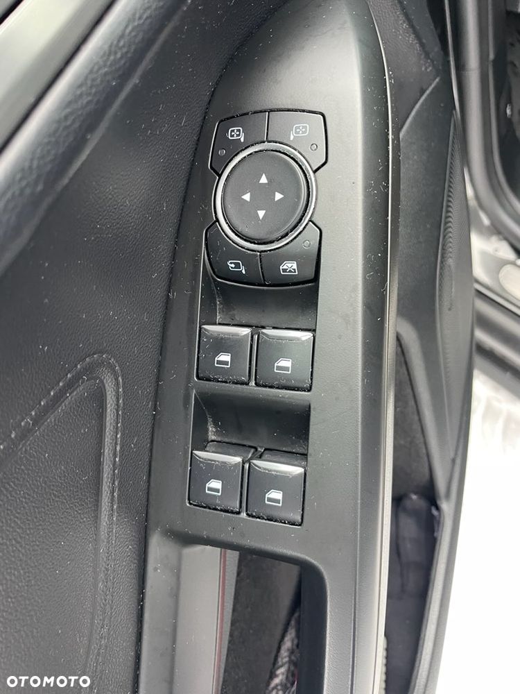 Ford Focus 2.0 EcoBlue Titanium - 30