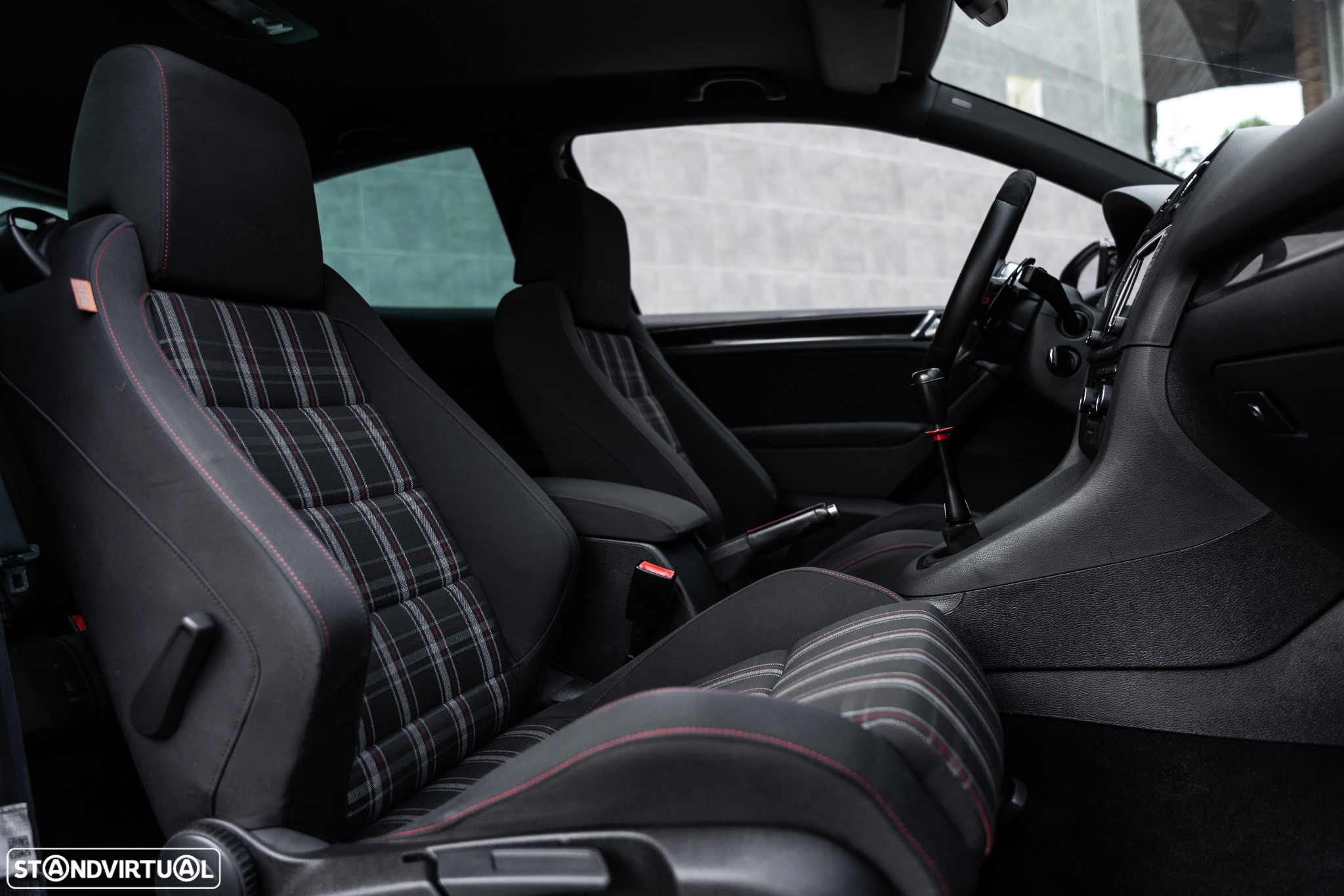 VW Golf 2.0 TSi GTi DSG - 12