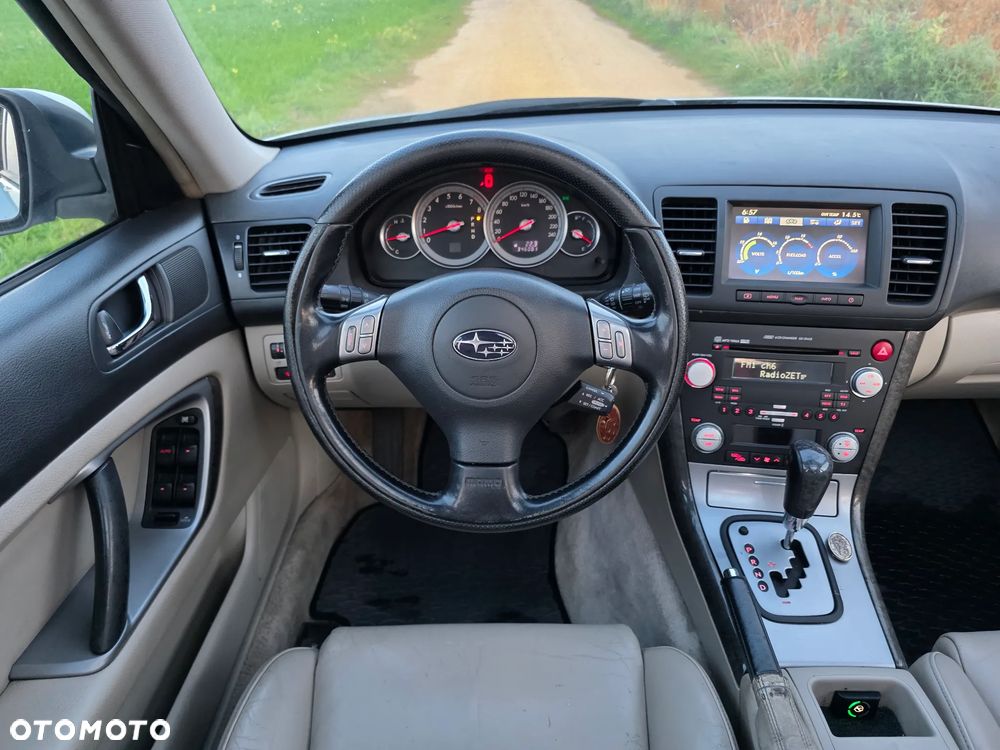 Subaru Outback - 19