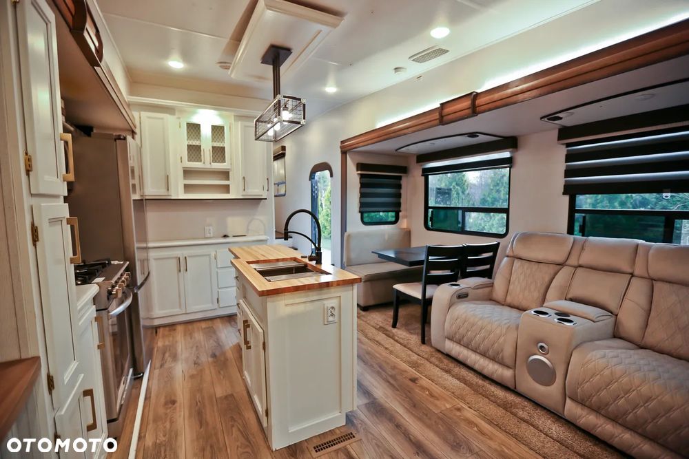 Inny 2021 Crusader 382MBH - 18