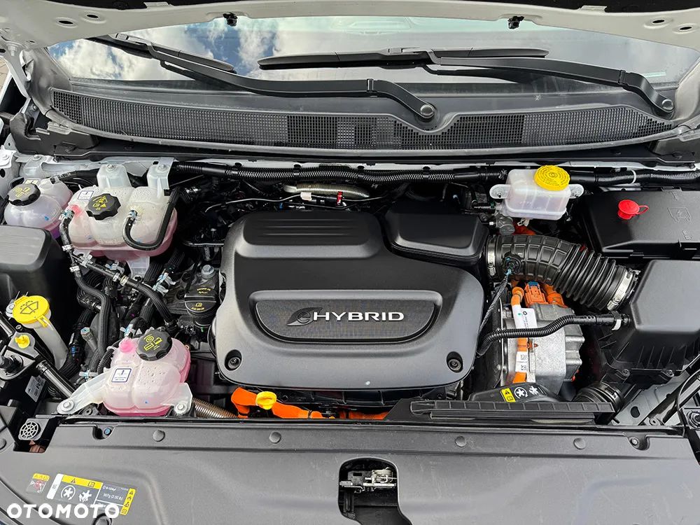 Chrysler Pacifica - 11