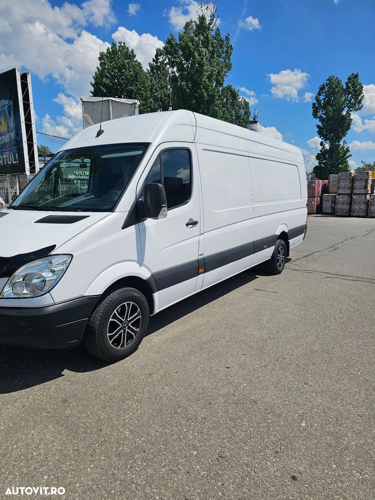 Mercedes-Benz Sprinter - 3
