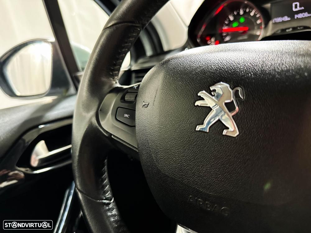 Peugeot 208 1.4 HDi Allure - 40