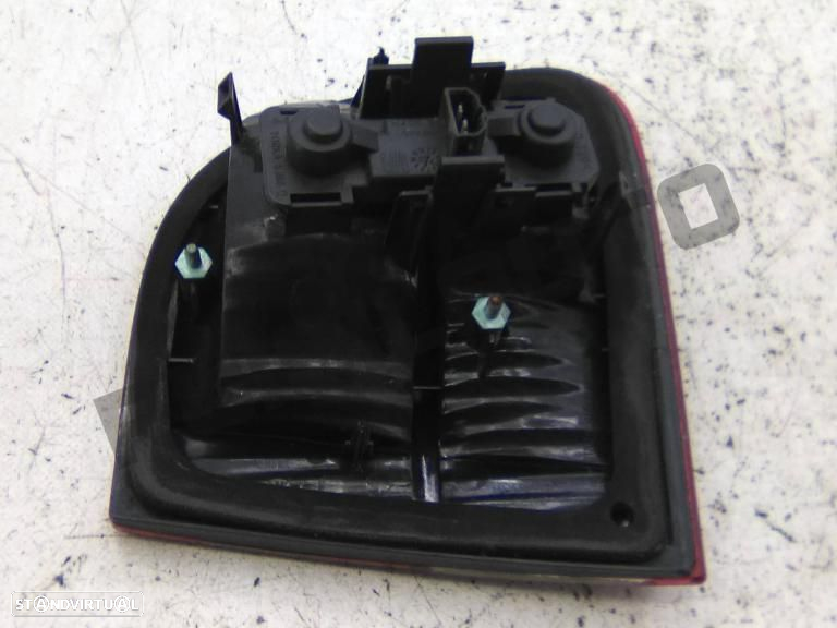 Farolim Trás Mala Esquerdo 1m694_5091b Seat Leon (1m) [1999_200 - 7