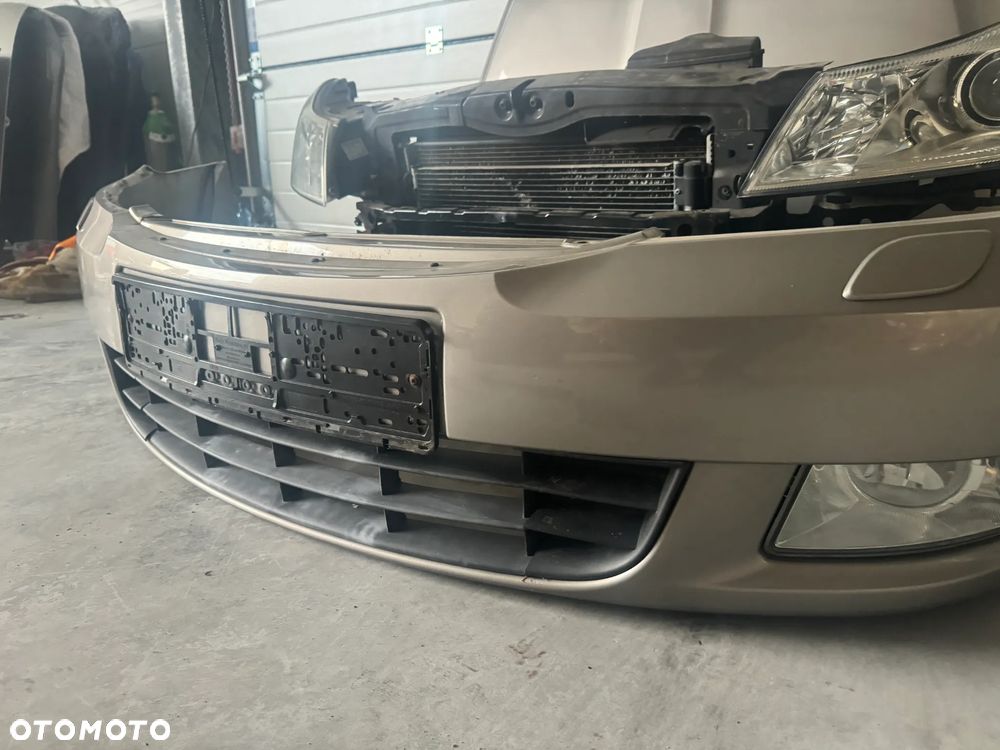 PRZÓD KOMPLETNY ZDERZAK PAS MASKA PAS XENON SKETNY OCTAVIA II LIFT 9202 - 4