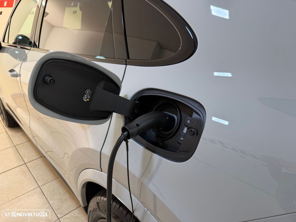 Porsche Cayenne Coupé S E-Hybrid - 19