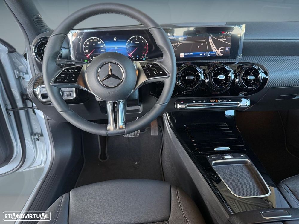 Mercedes-Benz A 180 d - 14