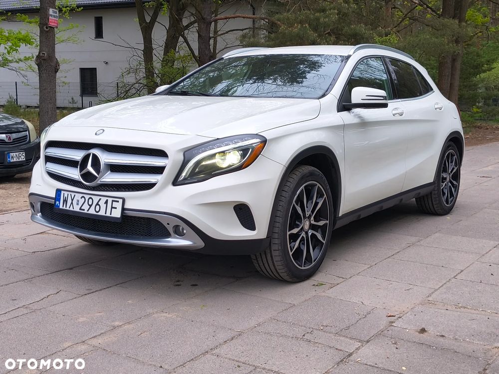 Mercedes-Benz GLA 250 4Matic 7G-DCT Activity Edition - 1