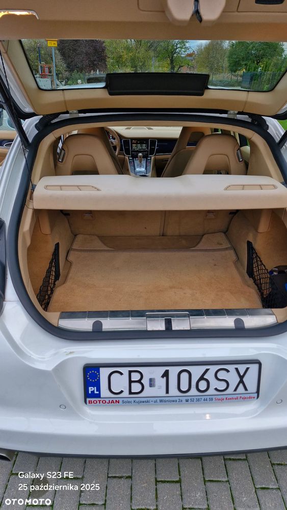 Porsche Panamera 4 PDK - 12