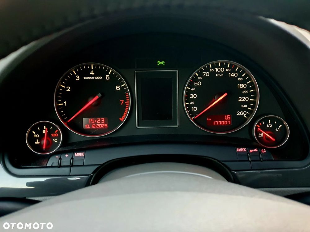 Audi A4 Limousine 2 - 23