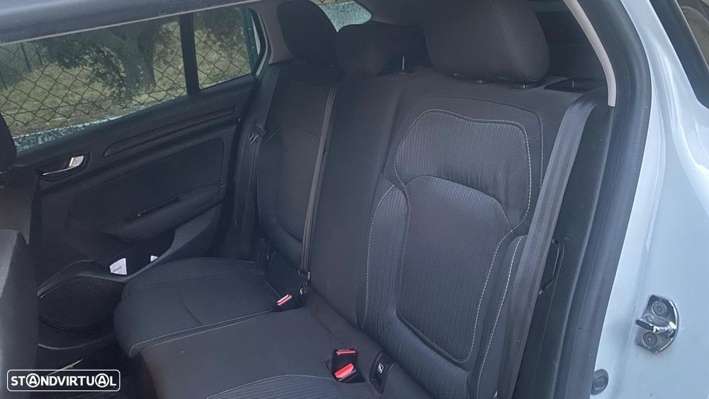 Renault Mégane 1.5 Blue dCi Techno EDC - 8