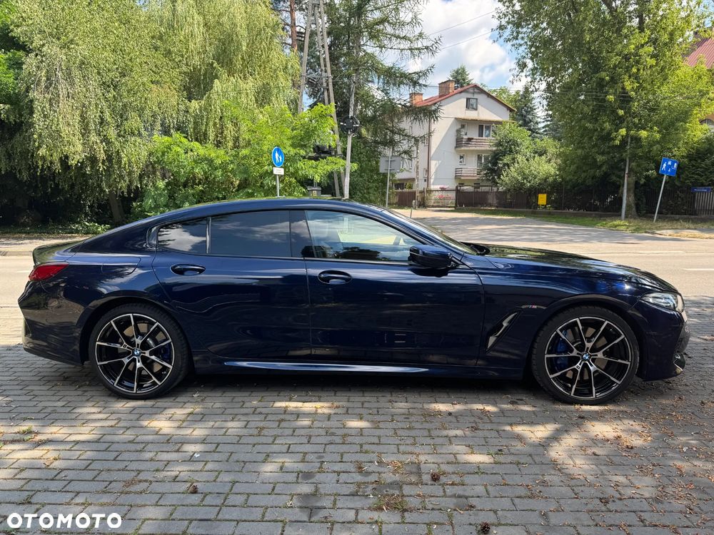BMW Seria 8 - 16