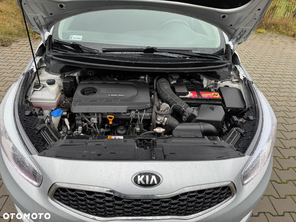 Kia Ceed Cee'd 1.6 CRDi L Business Line DCT - 13