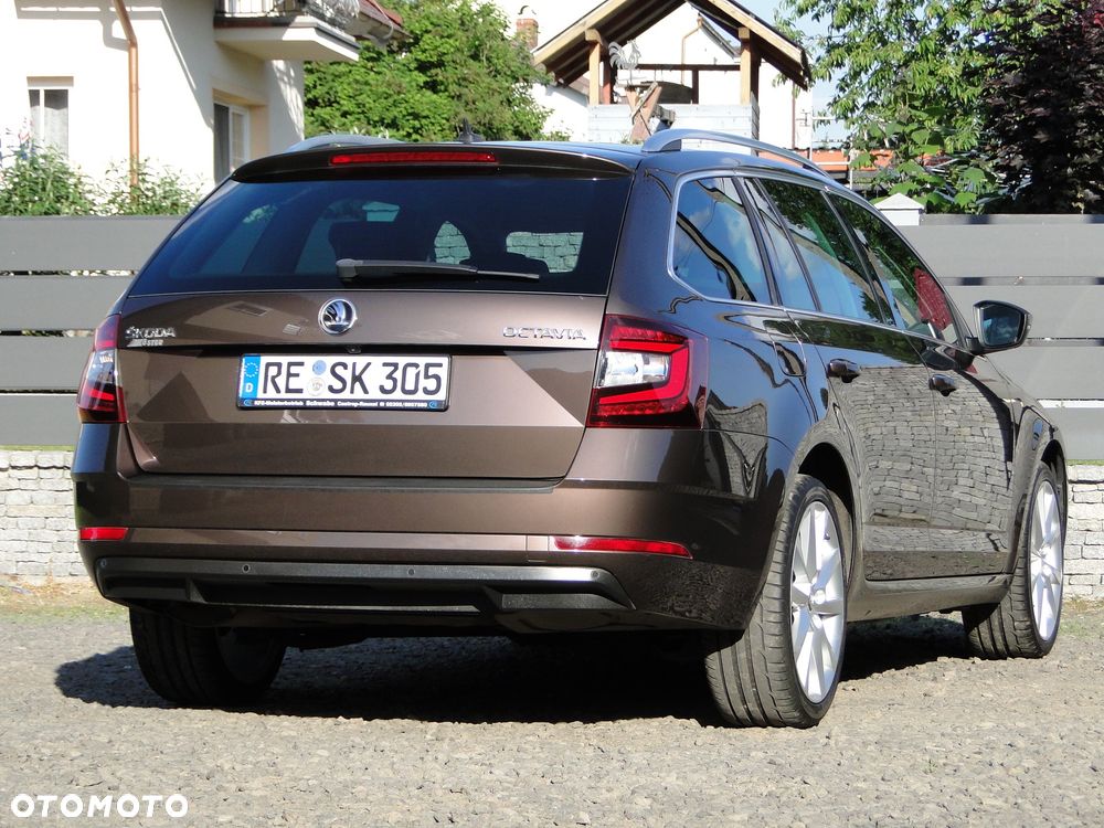 Skoda Octavia 2.0 TDI DSG L&K - 6