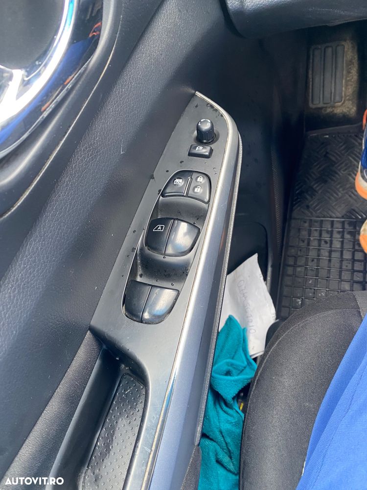 Nissan Navara Double Cab N-Connecta - 9
