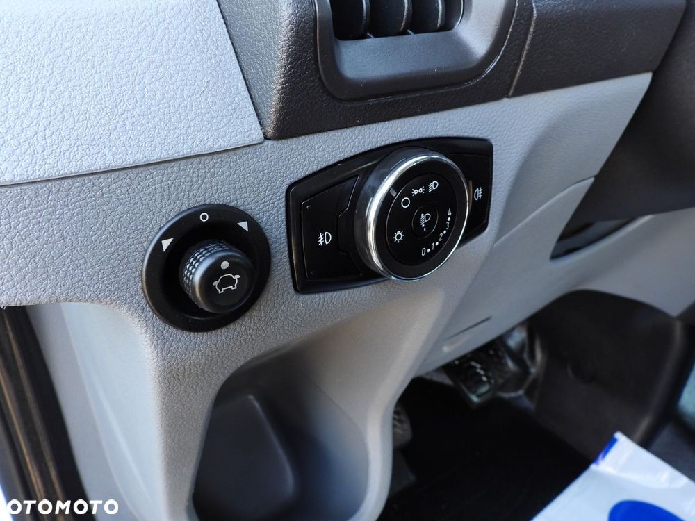 Ford TRANSIT WYWROTKA PODWÓJNA KABINA DOKA 6 MIEJSC TEMPOMAT LEDY BLIŹNIACZE KOŁA KLIMATYZACJA  170KM - 26