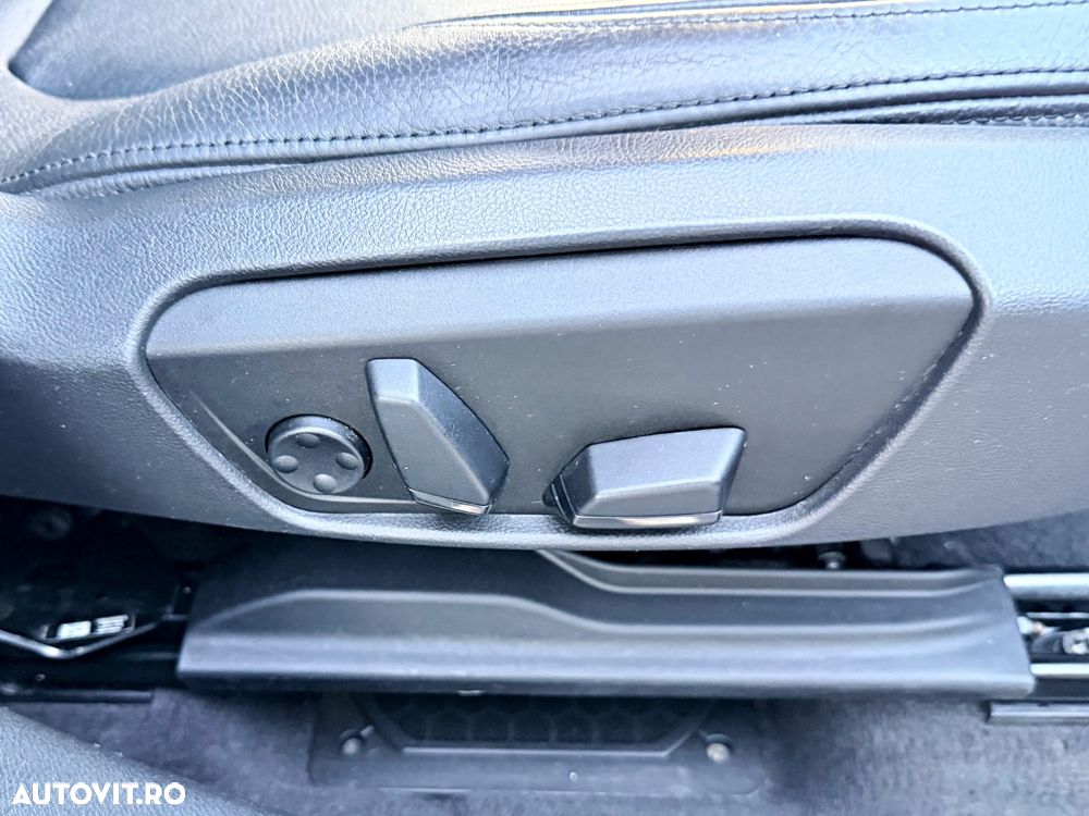 BMW X1 sDrive18d xLine - 18