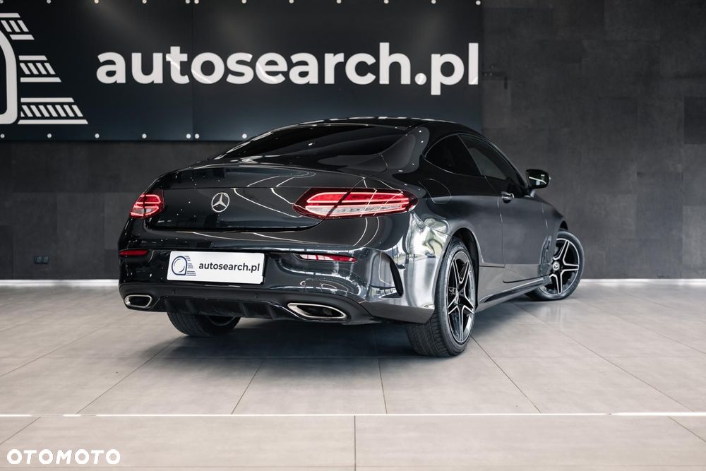 Mercedes-Benz Klasa C 300 9G-TRONIC - 5