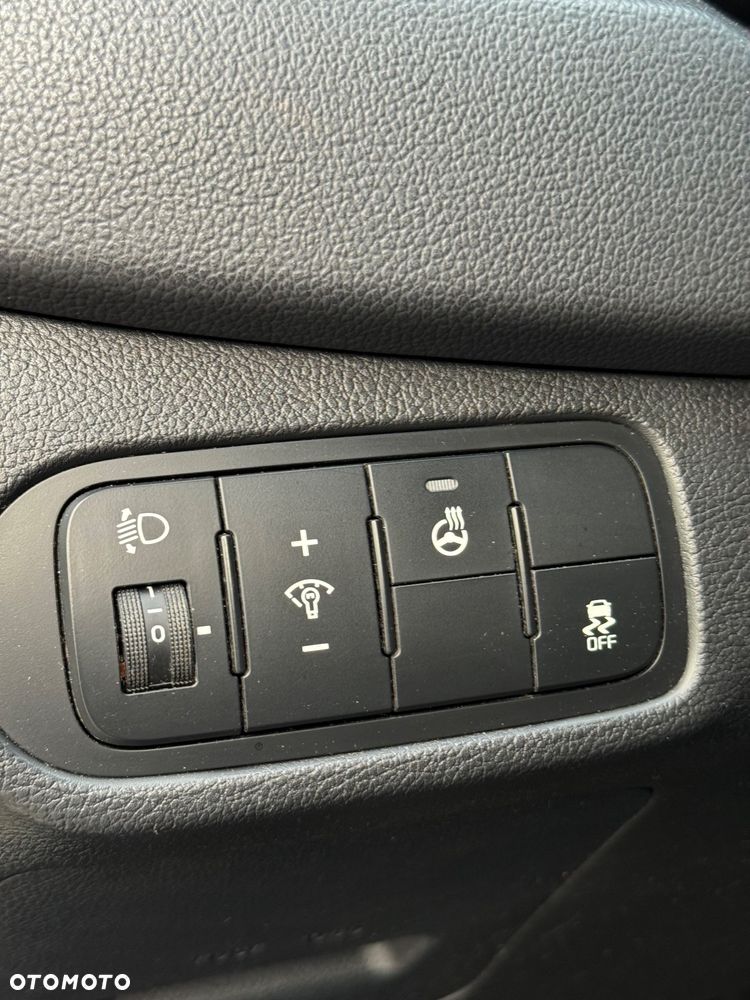 Kia Carens 1.7 CRDi 115 Dream Team Edition - 22