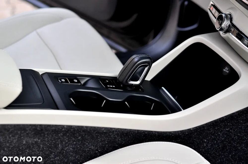 Volvo XC 40 T4 Geartronic Inscription - 20