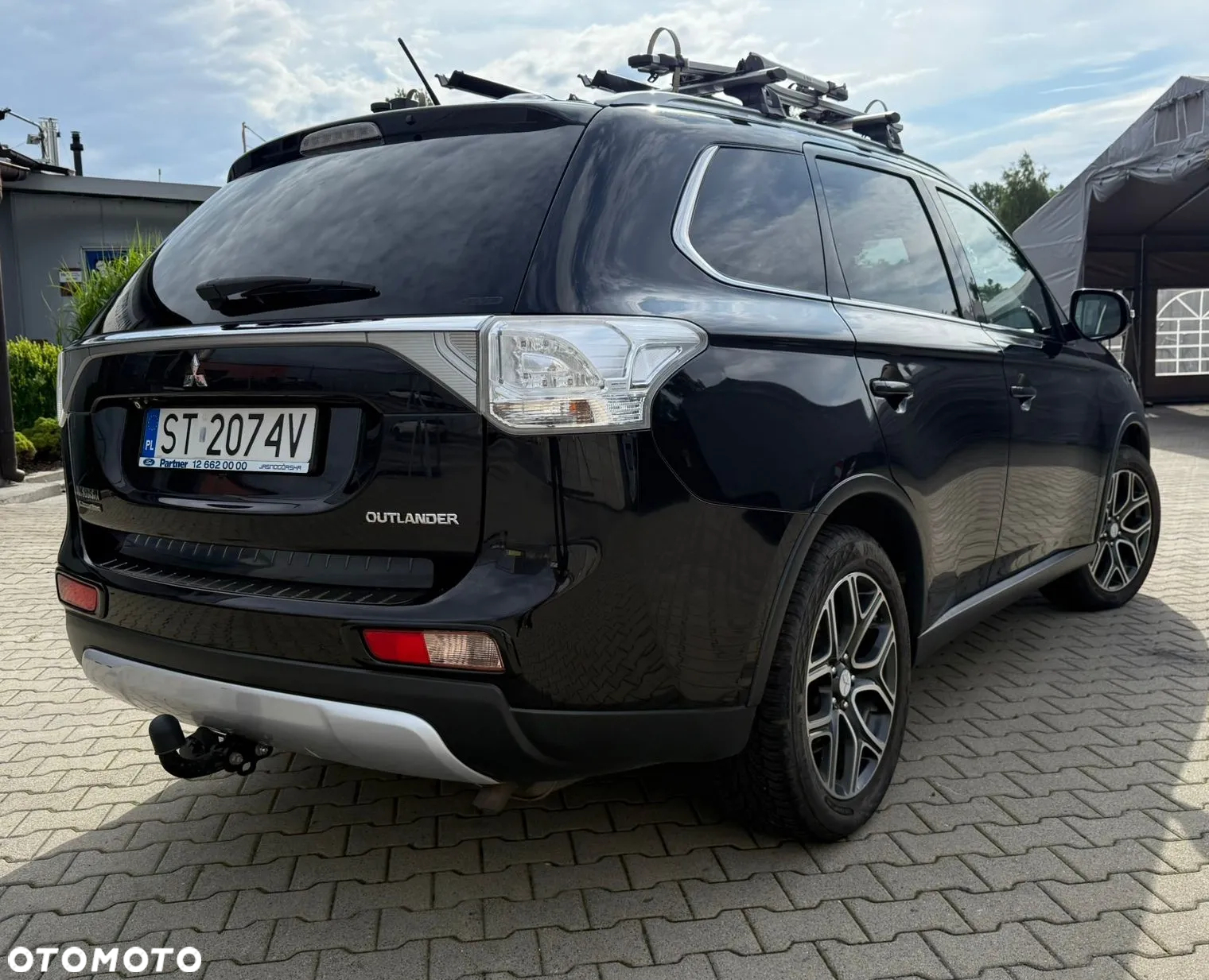 Mitsubishi Outlander 2.2 DID Intense - 4