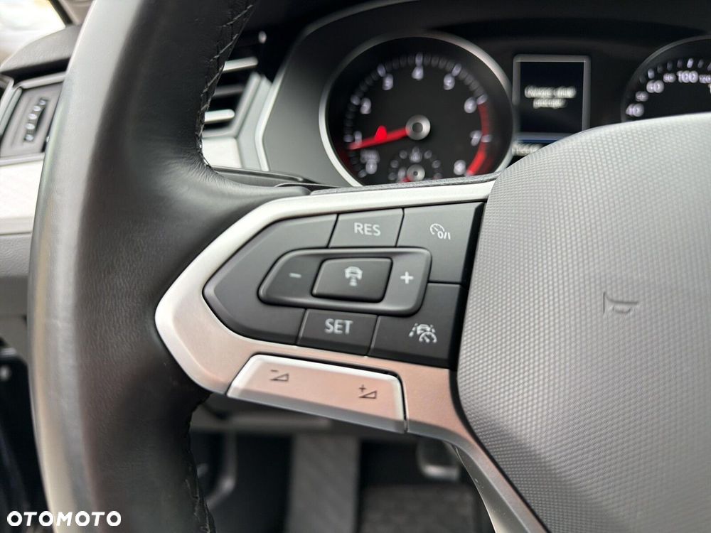 Volkswagen Passat 1.5 TSI EVO Business DSG - 24