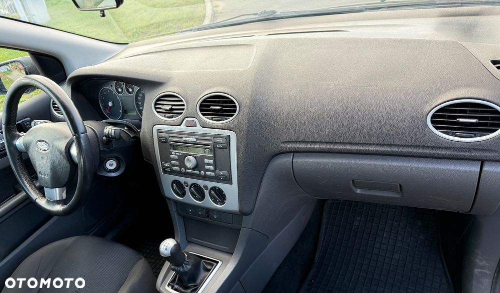 Ford Focus 1.6 Ti-VCT Ghia - 5