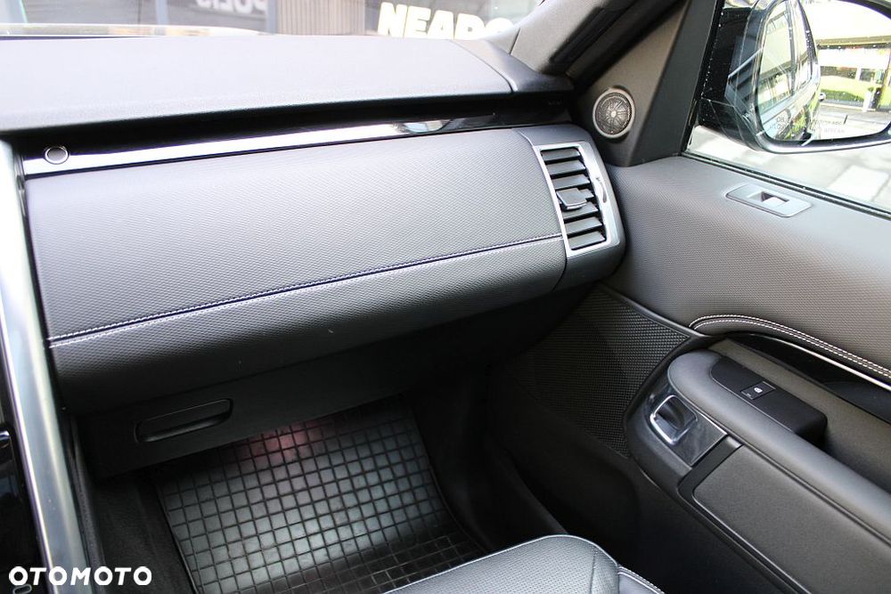 Land Rover Discovery 2.0 P300 R-Dynamic S - 33