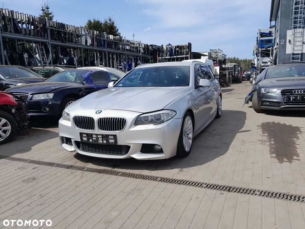 BMW F11 ZWROTNICA LEWA PRZEDNIA LEWY PRZÓD - 1