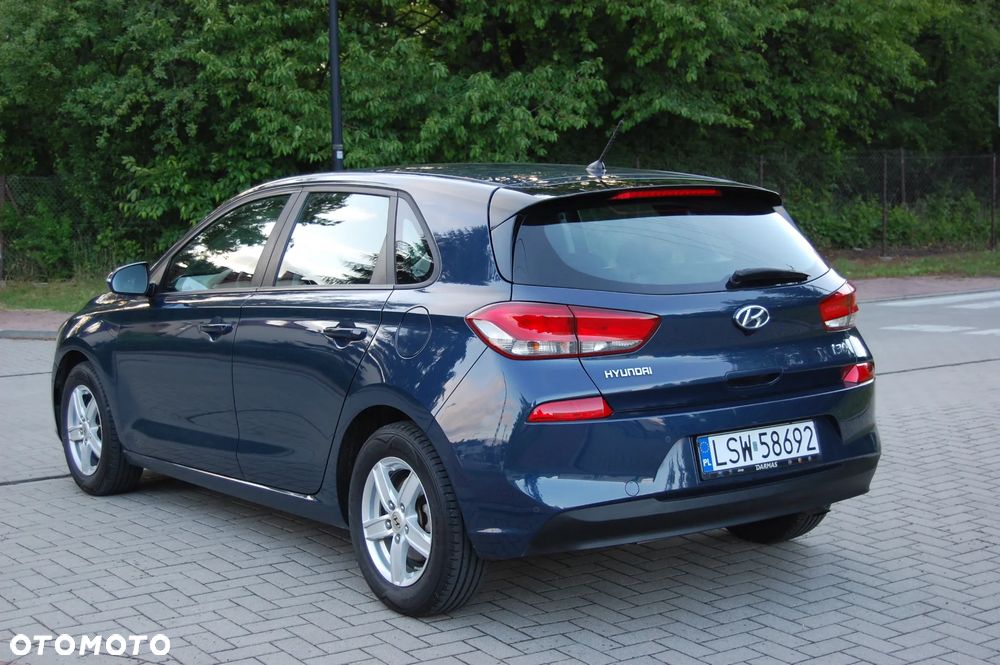 Hyundai i30 1.4 Trend - 8