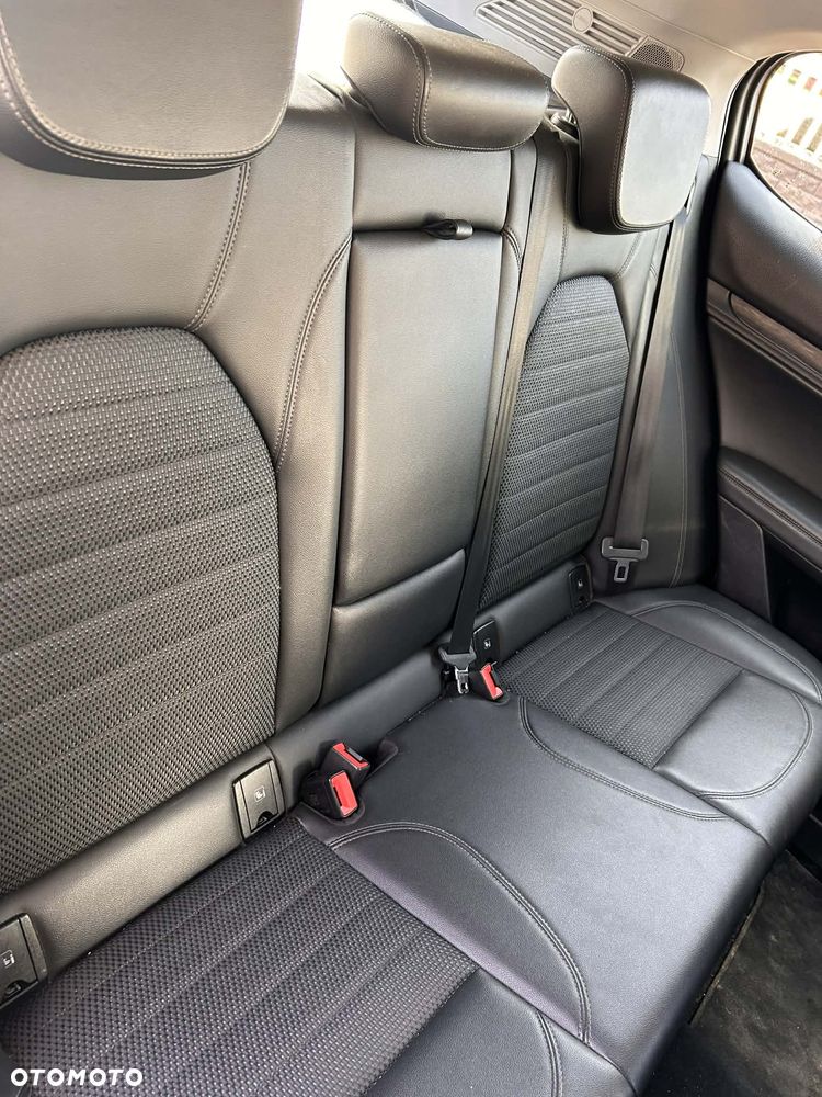 Alfa Romeo Stelvio 2.2 JTDM - 34