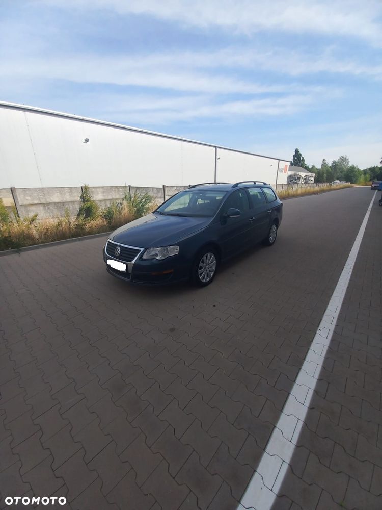 Volkswagen Passat - 3