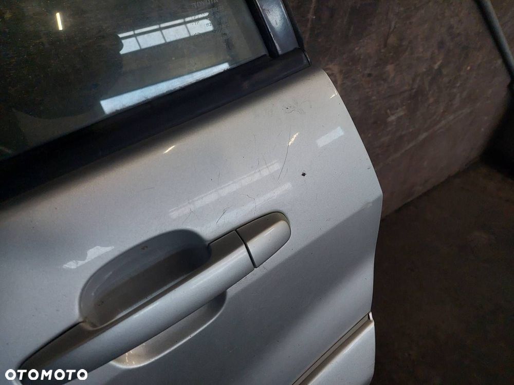 DRZWI KOMPLETNE LEWY TYŁ TOYOTA RAV4 II LIFT 1D4 5D - 7
