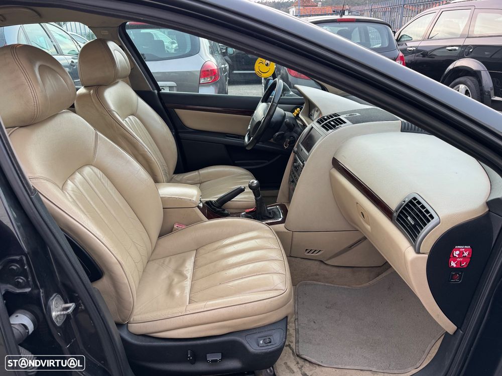 Peugeot 407 1.6 HDi Premium FAP - 16