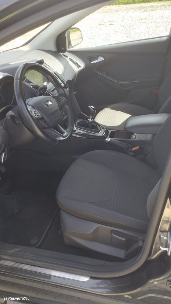Ford Focus 1.5 TDCi Titanium - 7