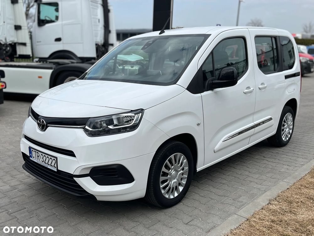Toyota Proace City D-4D Long 2,3t Active (bryg.) - 3