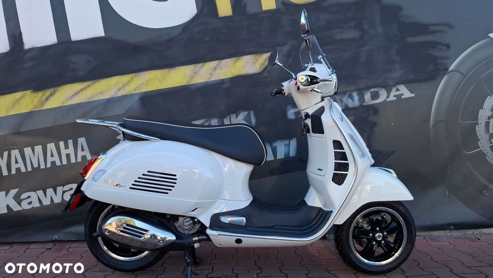 Piaggio Vespa - 1