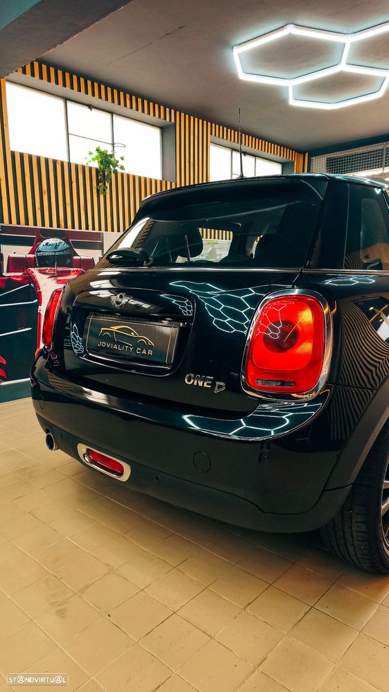 MINI 5 Portas One D - 7