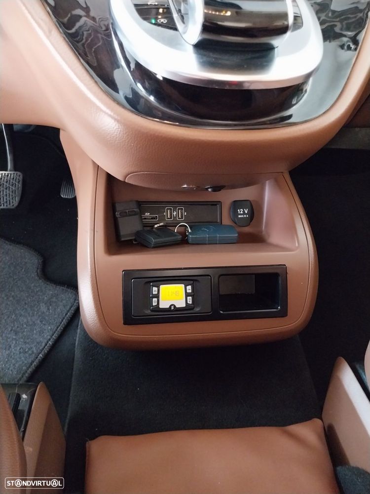 Mercedes-Benz V 250 - 14