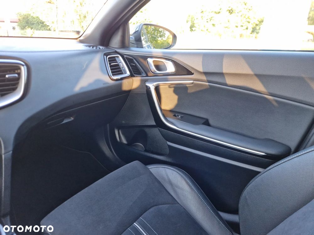 Kia ProCeed 1.5 T-GDI GT Line DCT - 15
