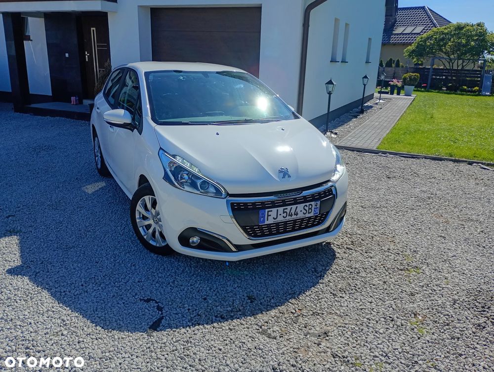 Peugeot 208 1.2 PureTech Allure - 9