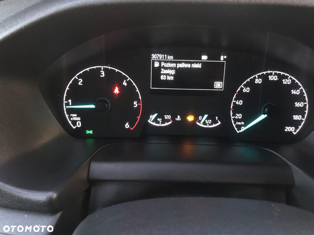 Ford Transit L2H3 VA Limited - 21