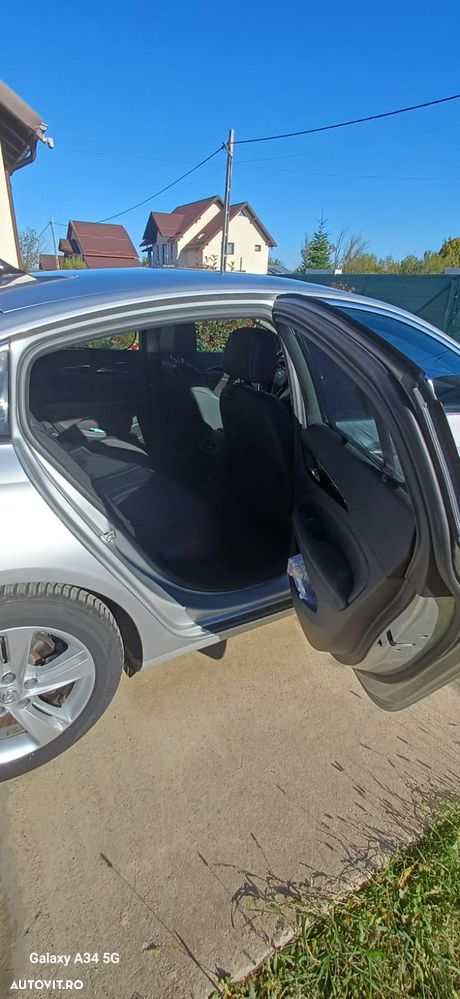 Opel Insignia - 7