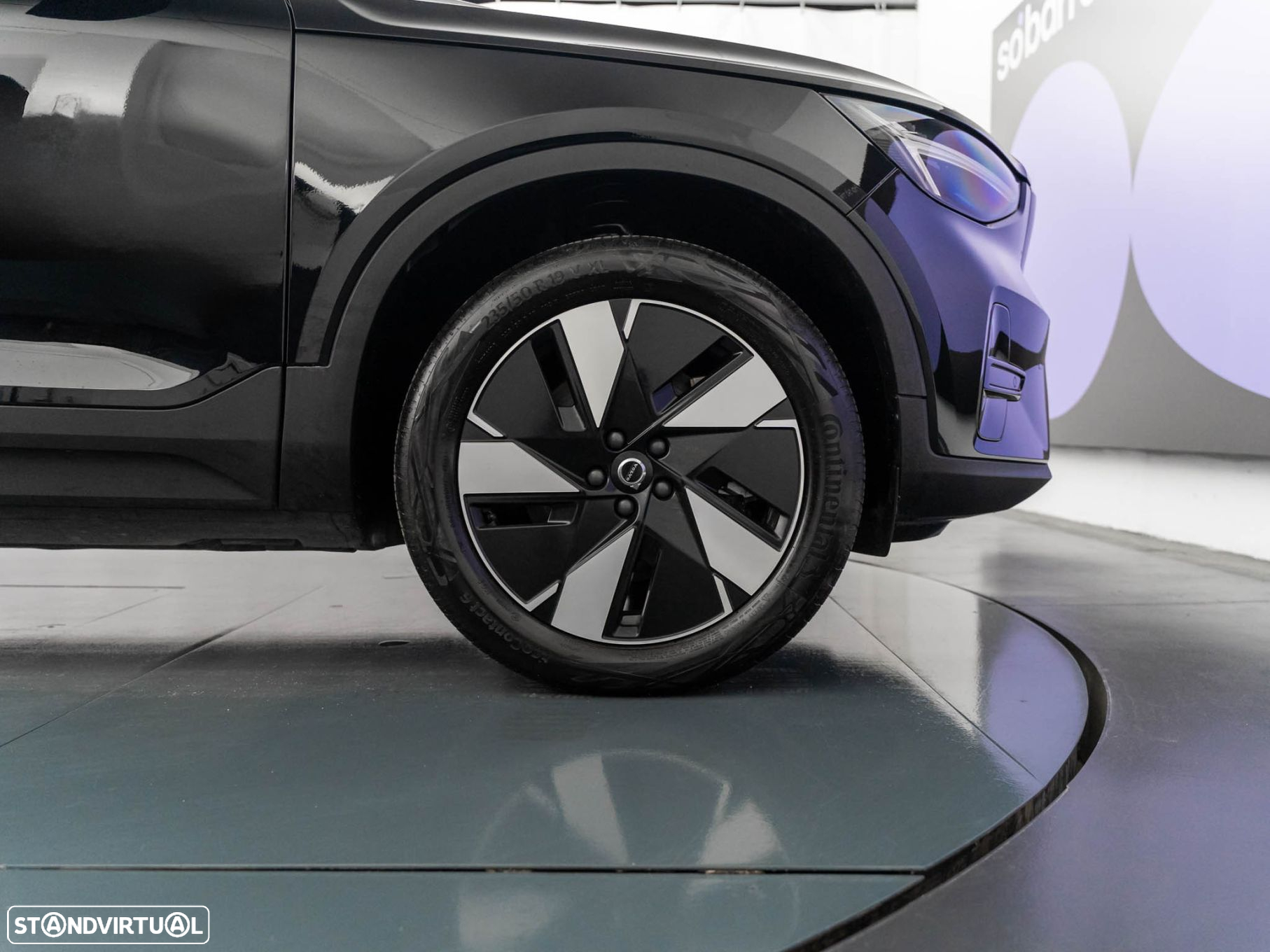 Volvo XC 40 Recharge Core - 11
