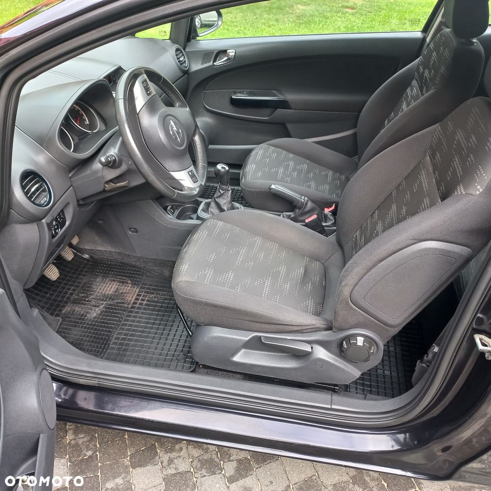 Opel Corsa - 11