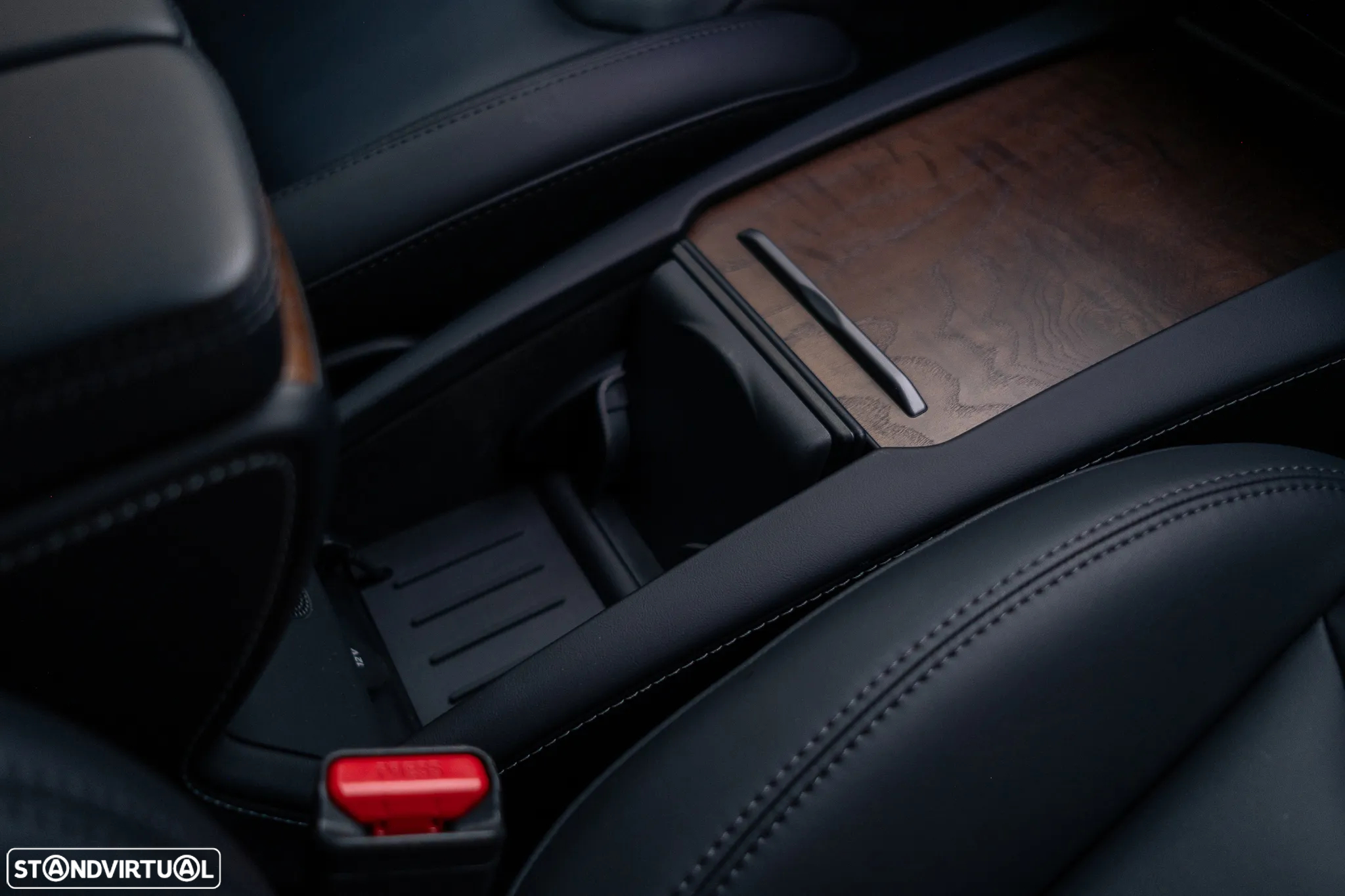 Tesla Model S Long Range - 38