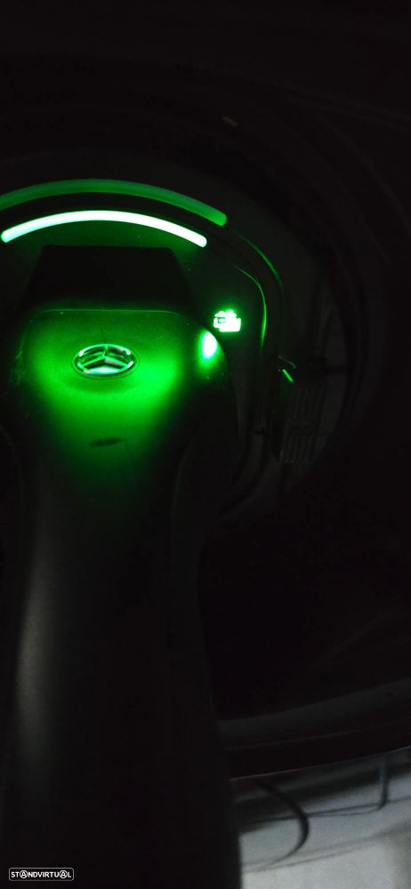 Mercedes-Benz E 300 de - 12