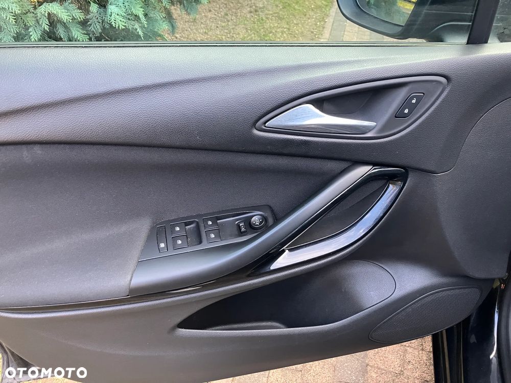 Opel Astra - 16