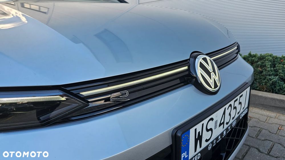 Volkswagen Golf 1.5 eTSI mHEV R-Line Plus DSG - 12