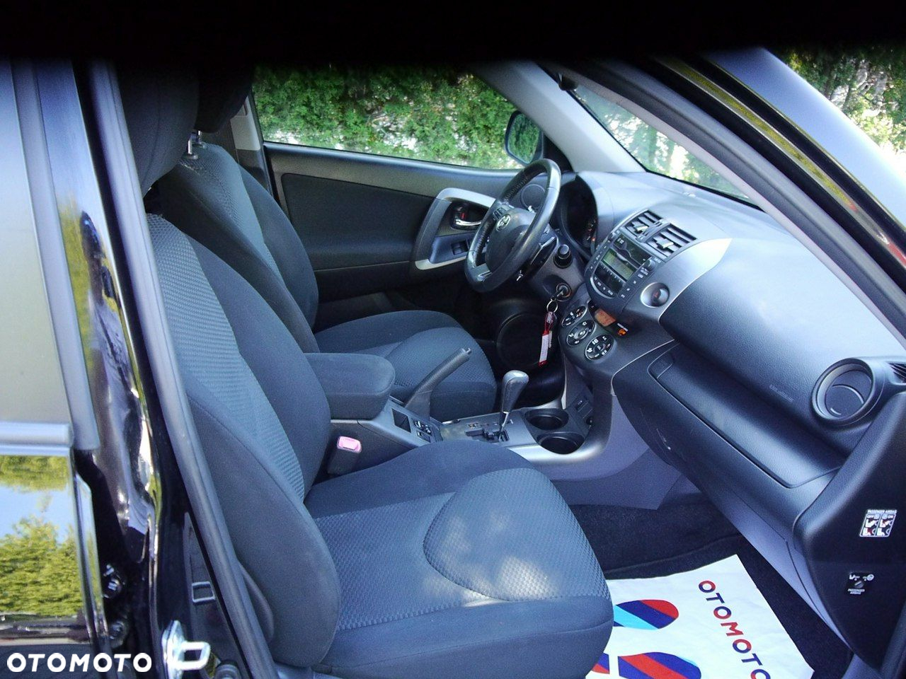 Toyota RAV4 - 28